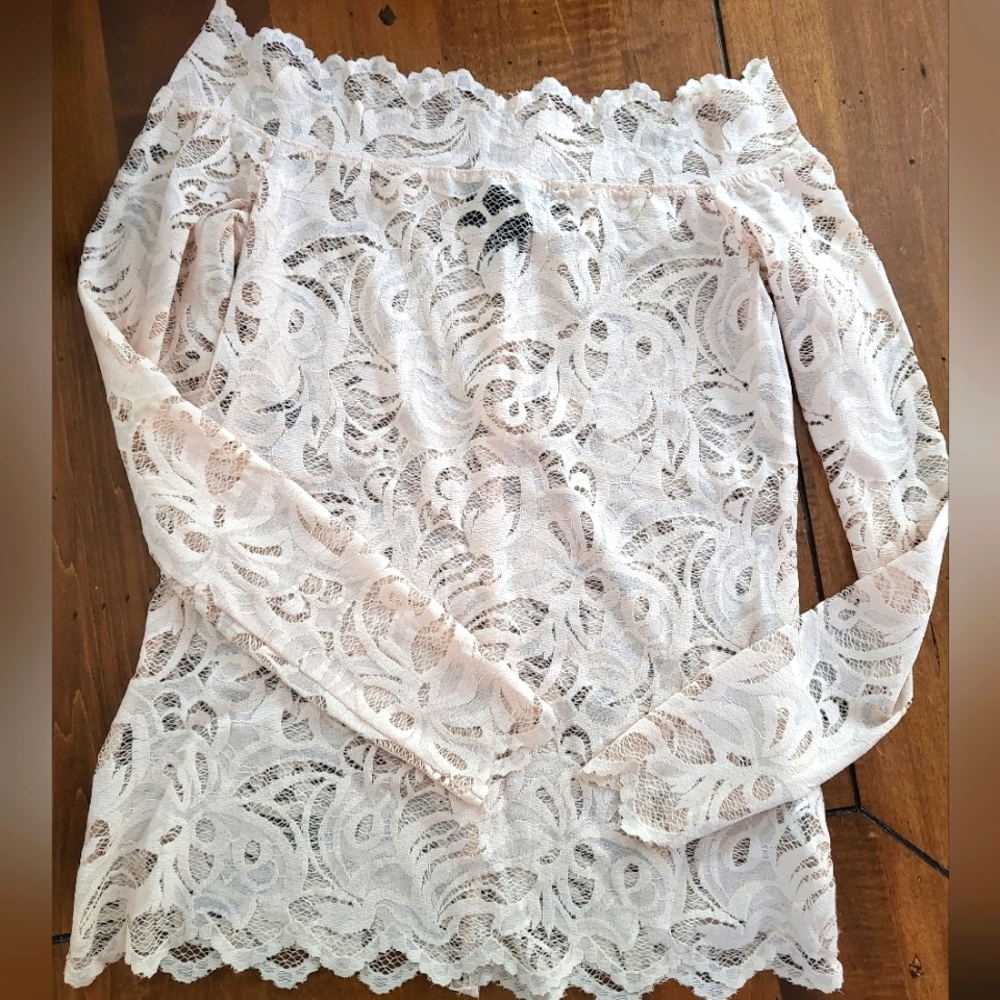 H&M Blush Off-the-Shoulder Lace Top